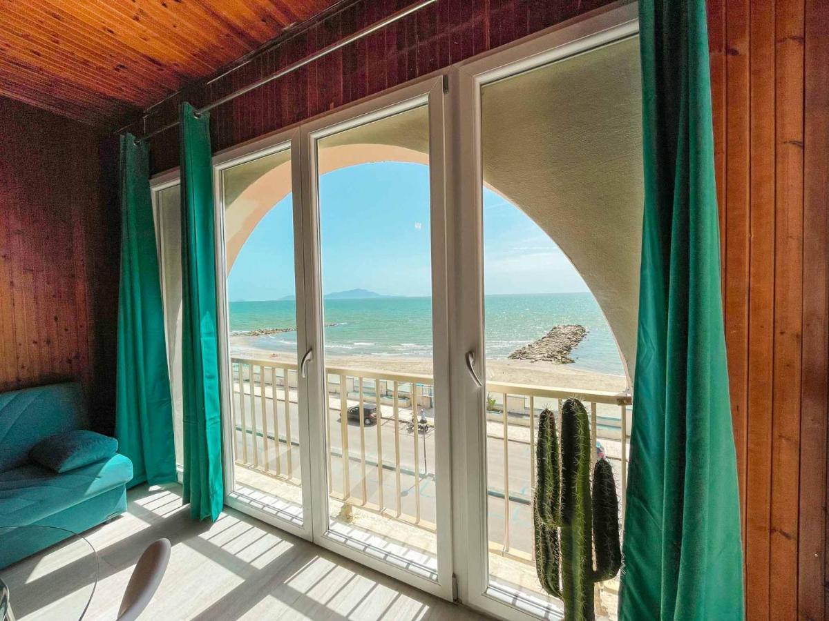 Athena Sea Front Apartment, Parking & Pool Lago Patria Εξωτερικό φωτογραφία