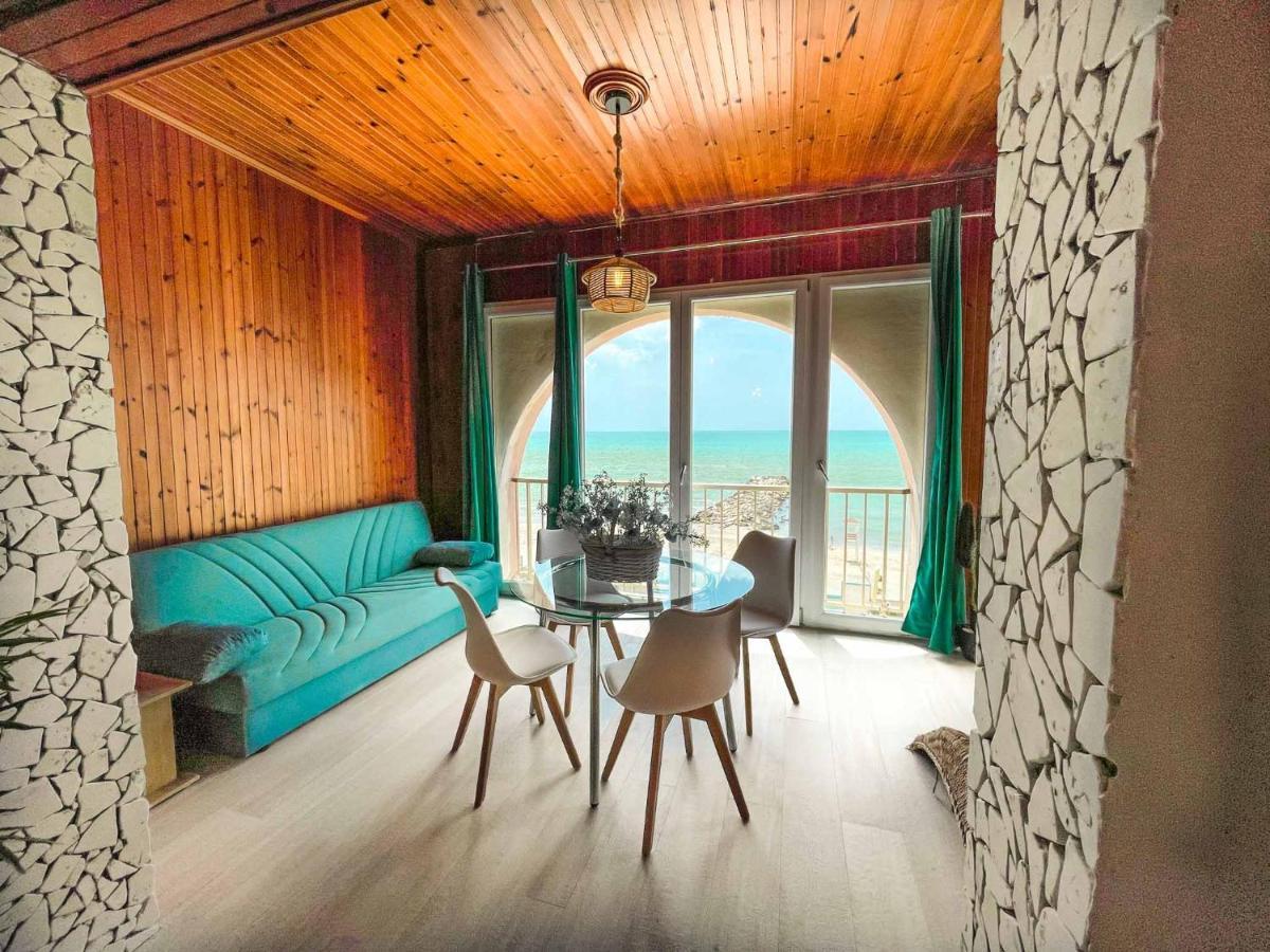 Athena Sea Front Apartment, Parking & Pool Lago Patria Εξωτερικό φωτογραφία